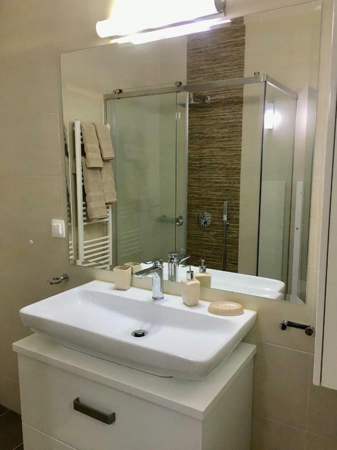 Sea Star Luxury Apartment Atenas Exterior foto